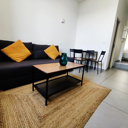 Le Pressense 2 Appartement Vénissieux Buitenkant foto